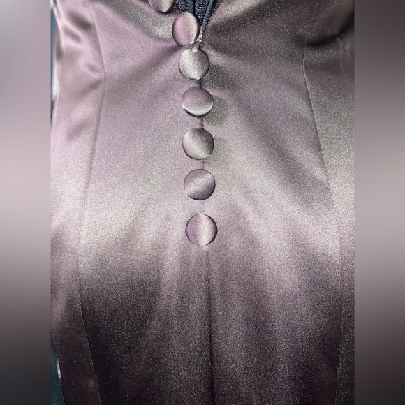 Vera Wang Maids Satin Gown Brown w/ black ribbon on waist strapless size 8 - Picture 12 of 16